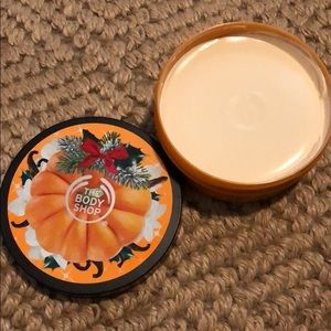 The Body Shop Vanilla Pumpkin 6.75 ounces lotion